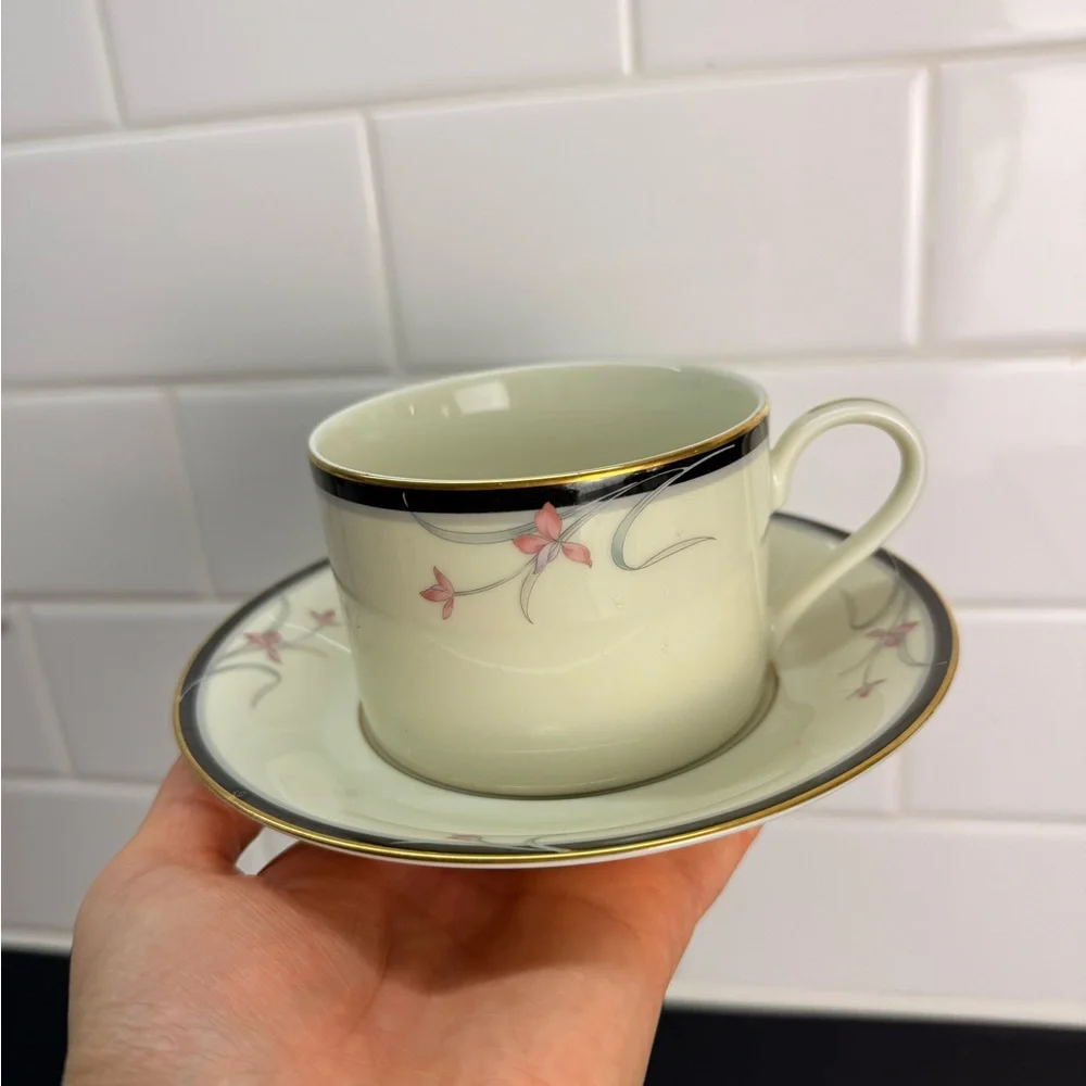 Mikasa Floradora Ivory China Flat‎ Cup & Saucer Set of 2 Japan Discontinued